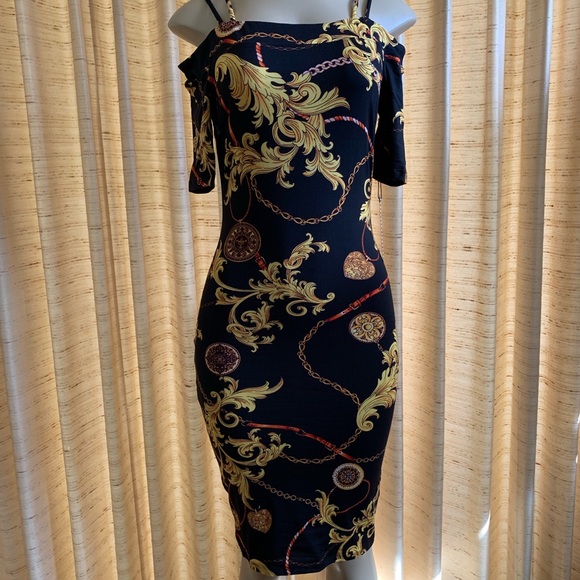 VESTIDOS - Picture 7 of 8